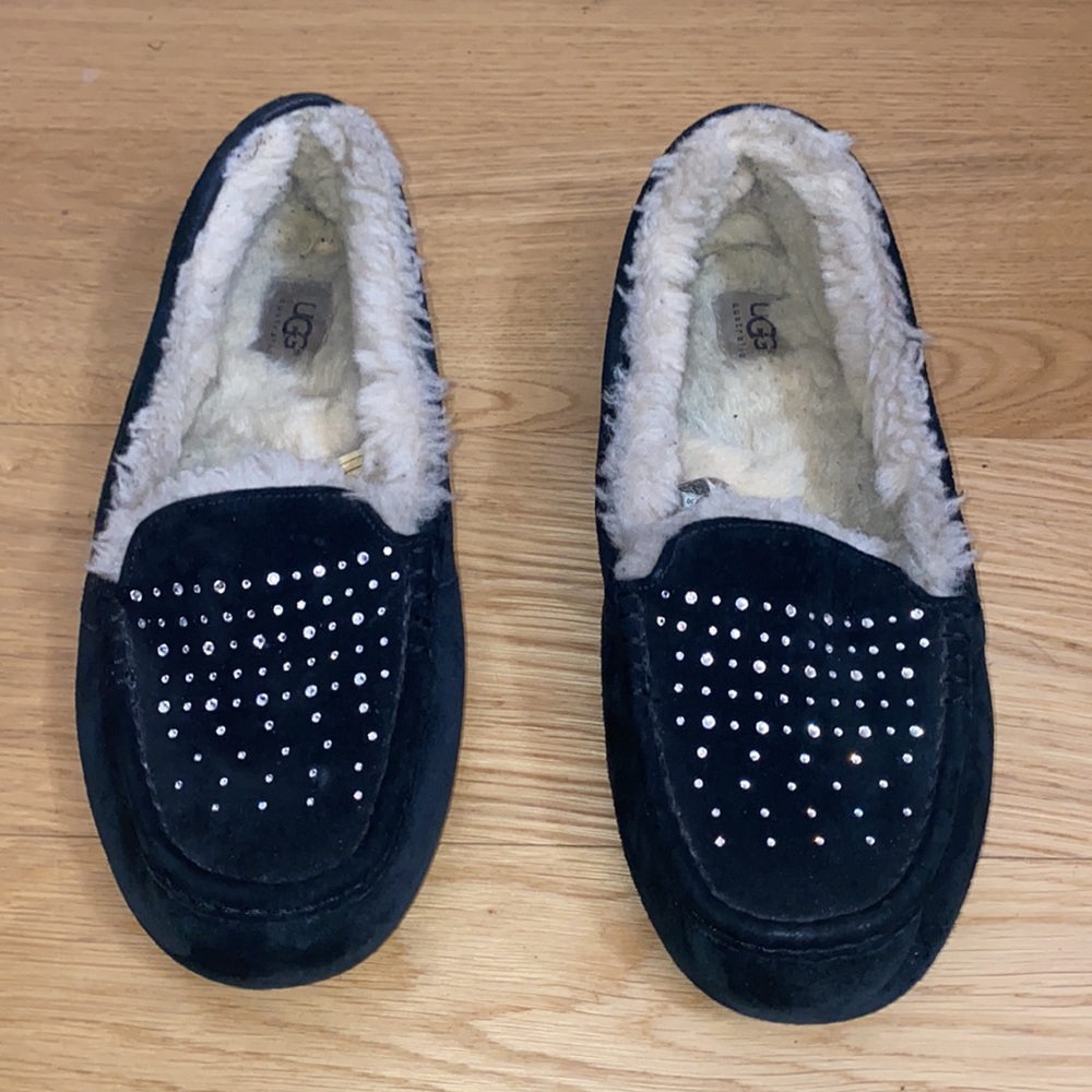 Ugg Ansley Studded Swarovski Crystal Rhinestone Black Suede Sheepskin Slipper - Picture 3 of 7